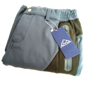 Outdoor Sports snow pants US medium